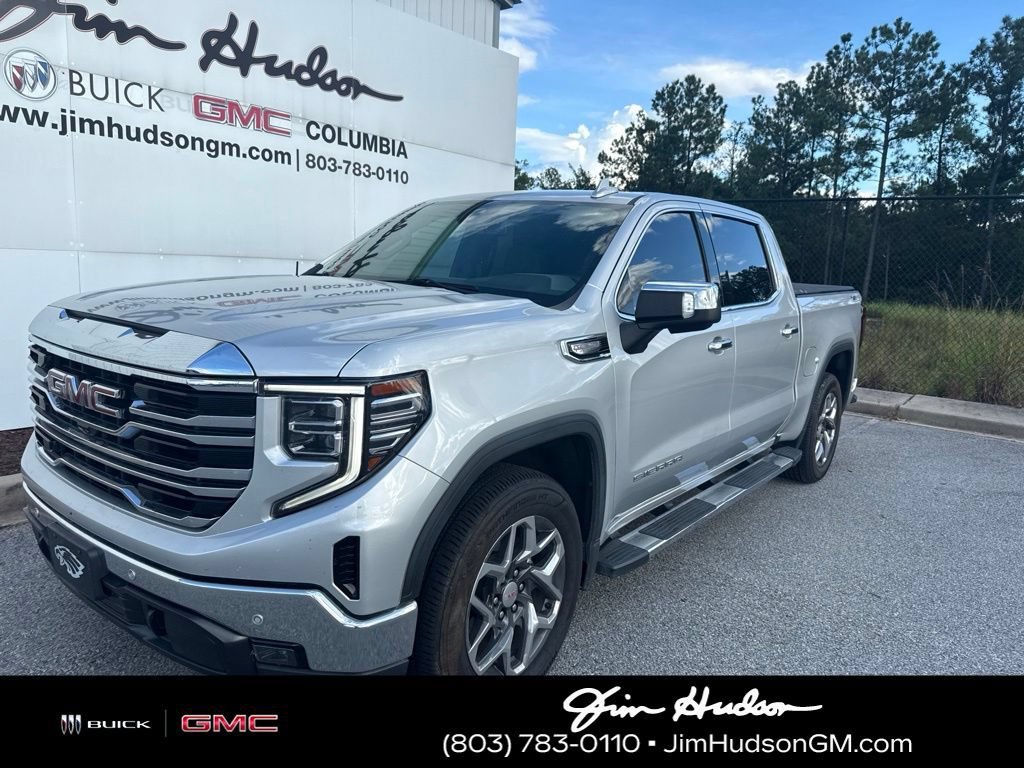 Used 2022 QUICKSILVER METALLIC GMC SLT image 1