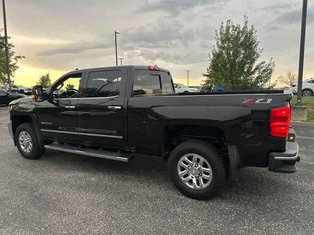 Used 2019 HAVANA BROWN METALLIC Chevrolet LTZ image 5
