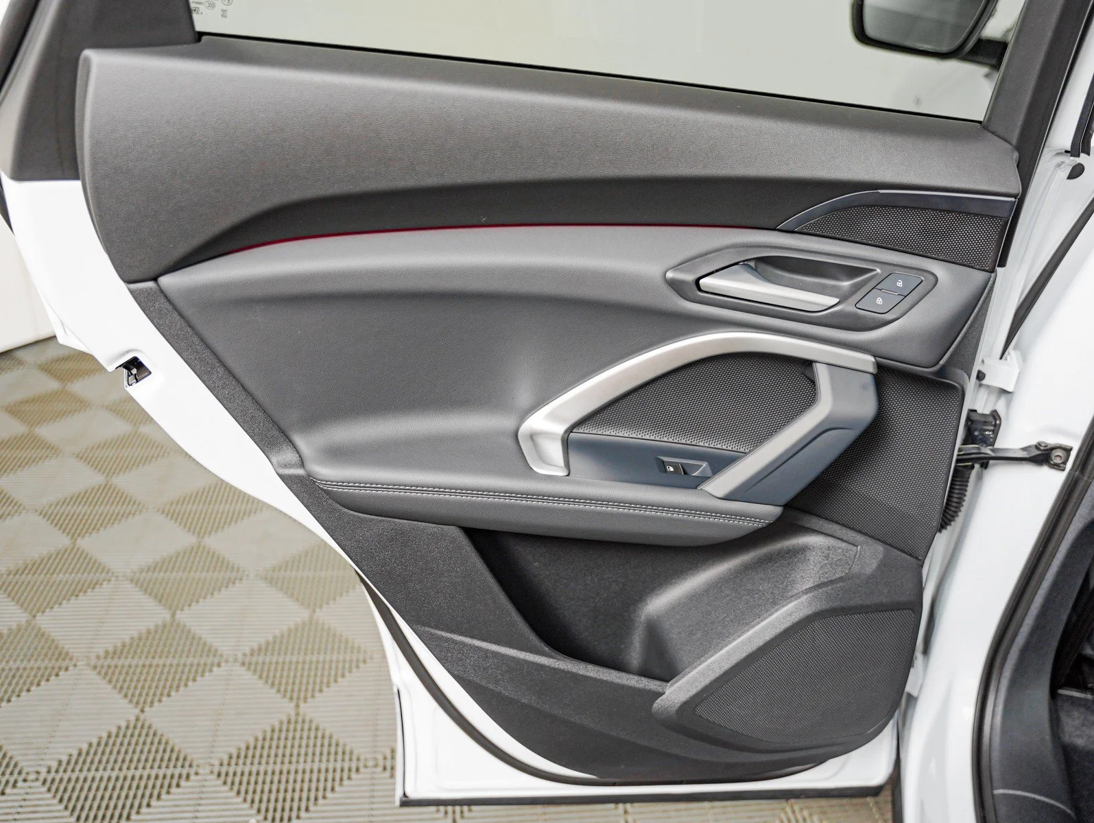 New 2026 Glacier White Metallic Audi Premium image 23