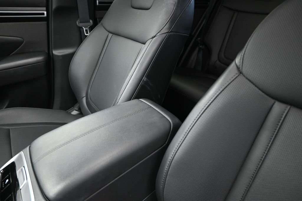 Used 2024 Black Hyundai SEL image 14