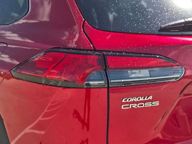 New 2026 Soul Red Crystal Toyota XLE image 8