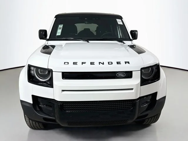 New 2026 Fuji White Land Rover S image 2