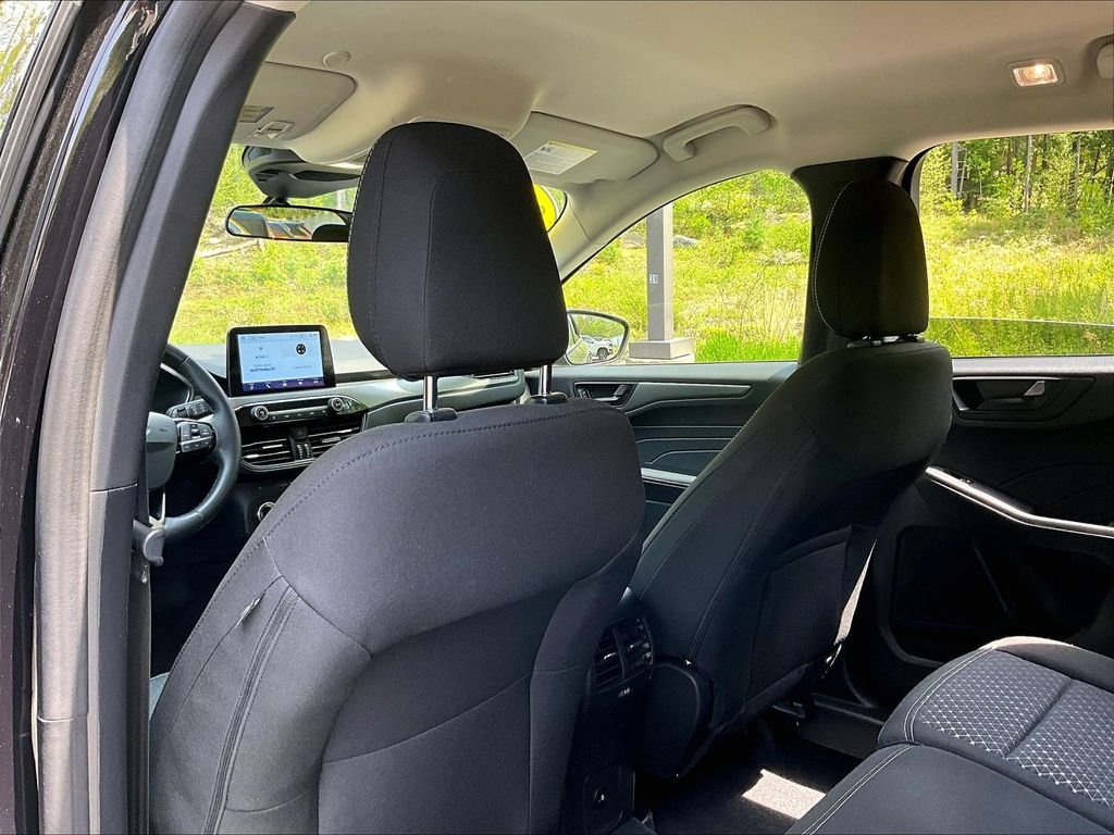 Used 2023 Black Ford Active image 22
