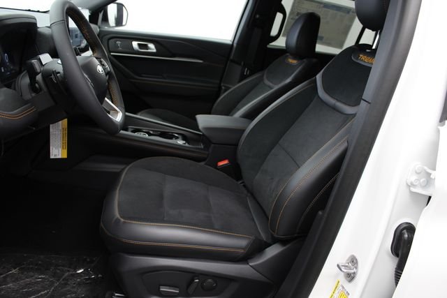 New 2026 Star White Metallic Tri-Coat Ford Tremor® image 14
