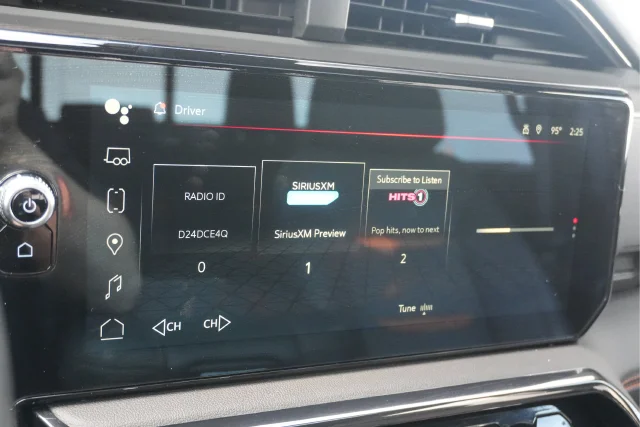 Used 2023 Silver GMC AT4 image 27