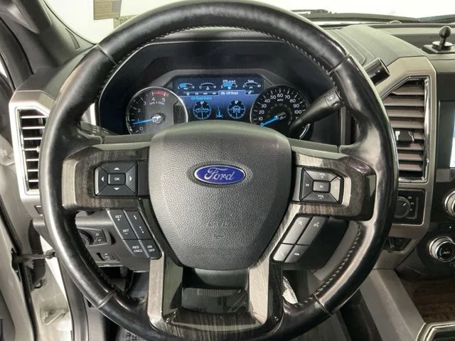 Used 2017 White Ford Platinum image 21