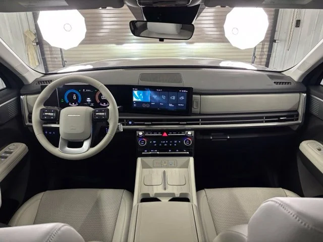 Used 2026 Silver Hyundai SEL image 15