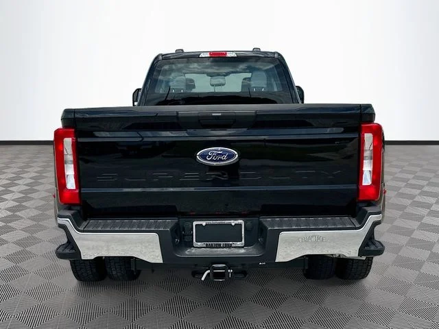 New 2026 Black Ford XL image 5