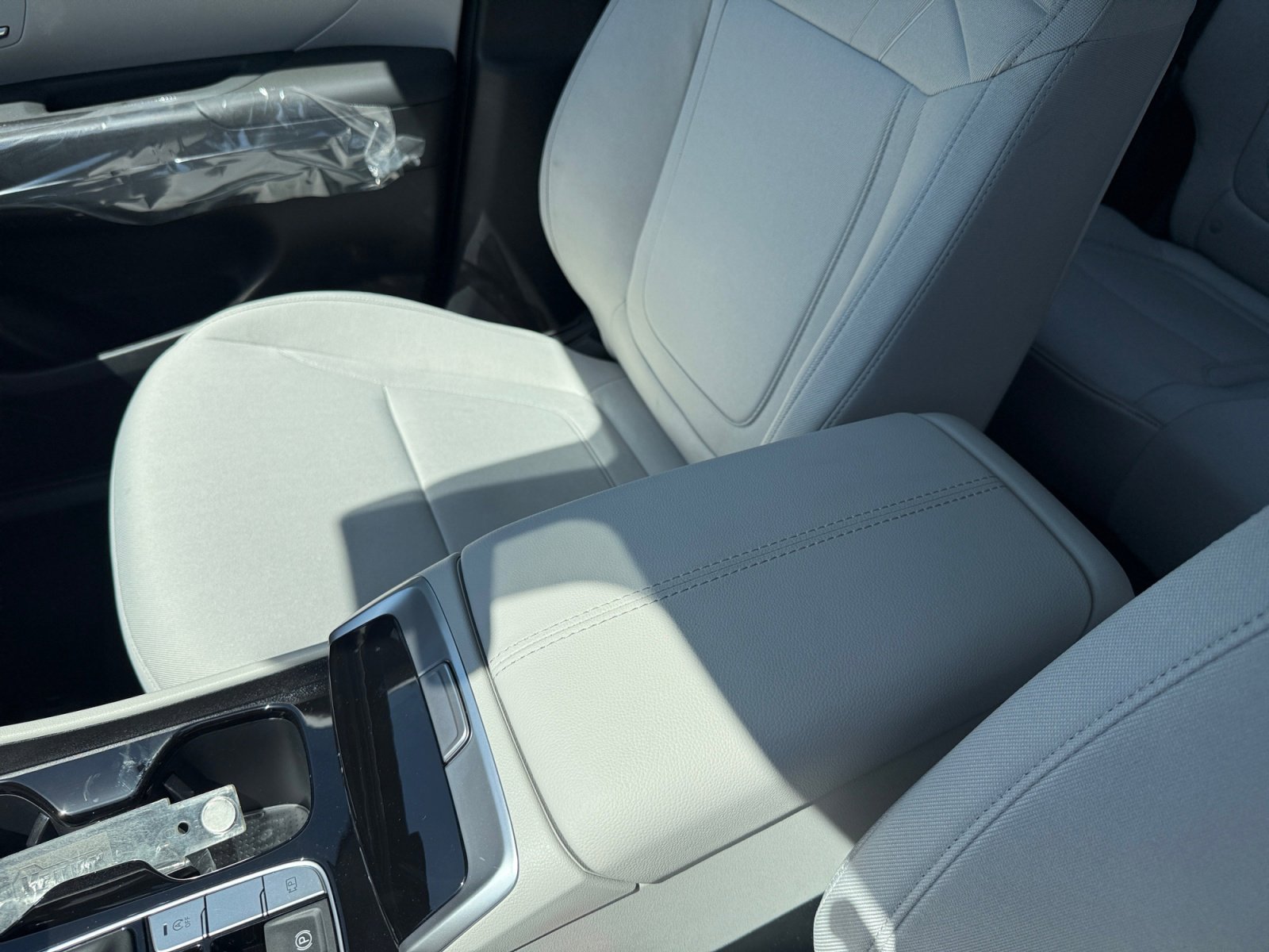 New 2026 Serenity White Pearl Hyundai SE FWD image 14