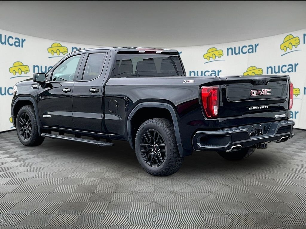 Used 2021 Onyx Black GMC Elevation image 4