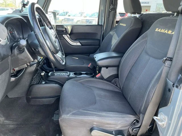 Used 2014 Gray Jeep Sahara image 15