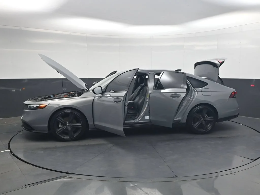 Used 2024  Honda Sport-L image 39