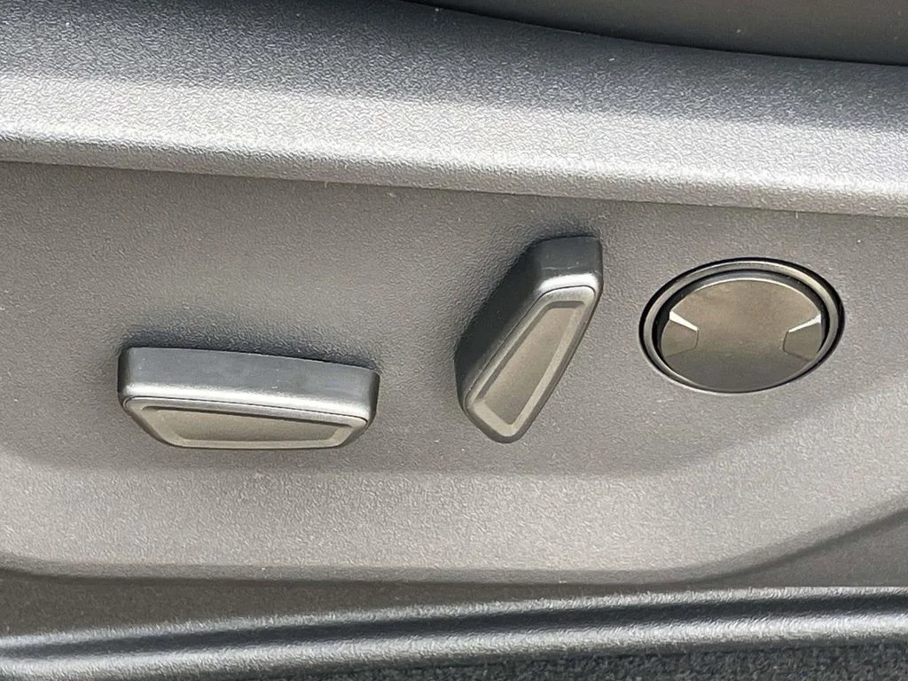 New 2026 Gray Ford Platinum image 14