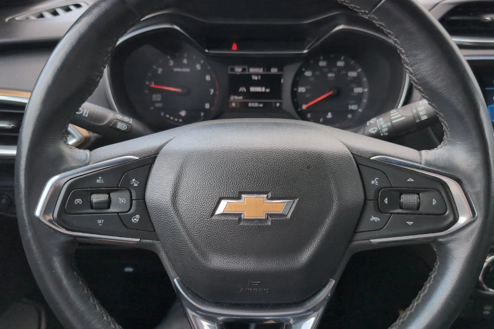 Used 2023 STERLING GRAY METALLIC Chevrolet ACTIV image 24