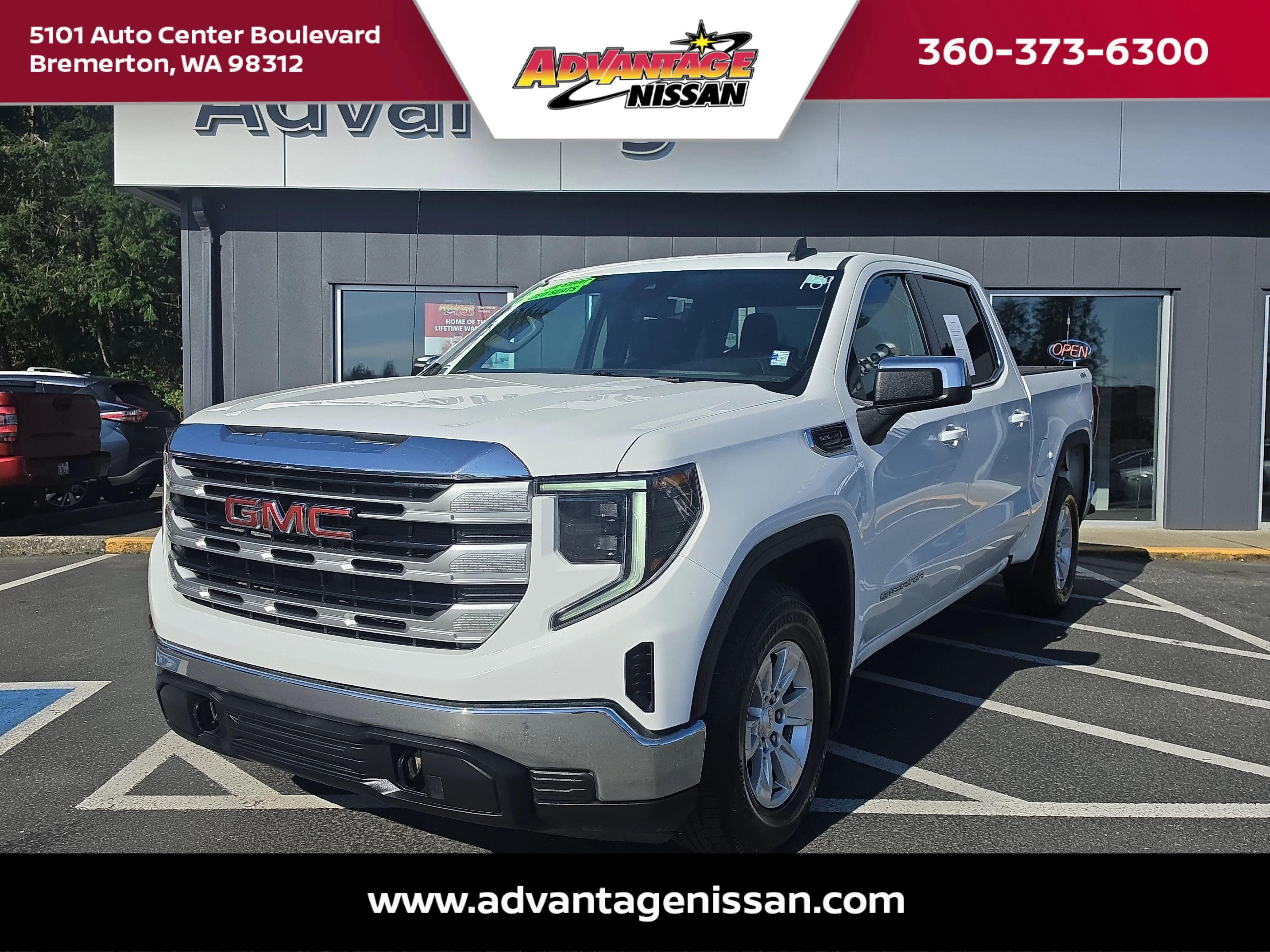 2023 GMC Sierra SLE 4WD Crew Cab Short Box's photo