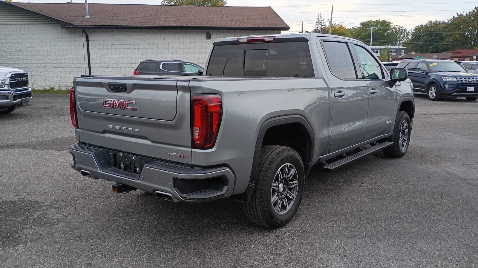 Used 2024 Sterling Metallic GMC AT4 image 3