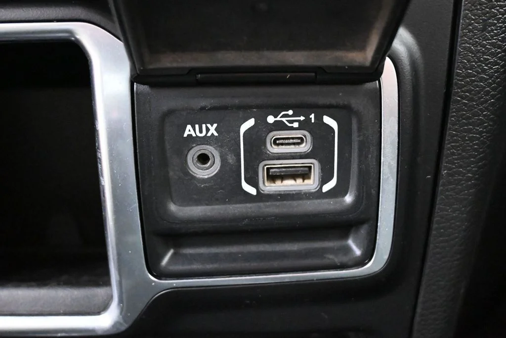 2021 Jeep Gladiator Sport - Photo 25
