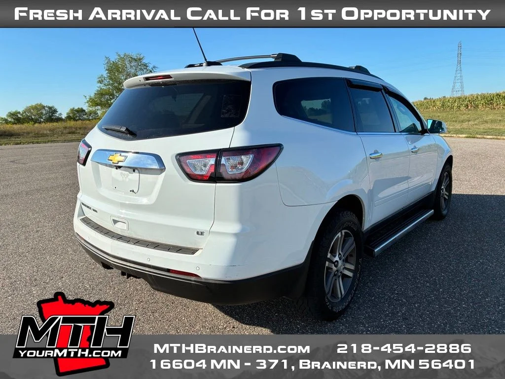 Used 2017 White Chevrolet 2LT image 8