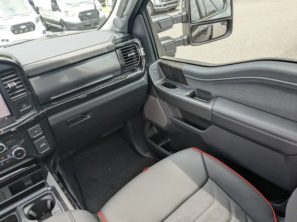 New 2026 Agate Black Metallic Ford Lariat image 18