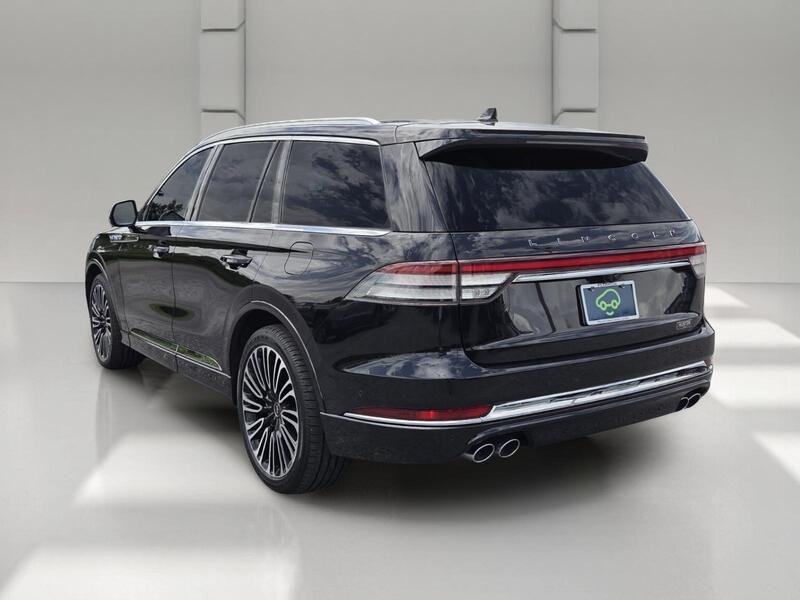 Used 2020 Black Metallic LINCOLN BLACK LABEL AWD image 3