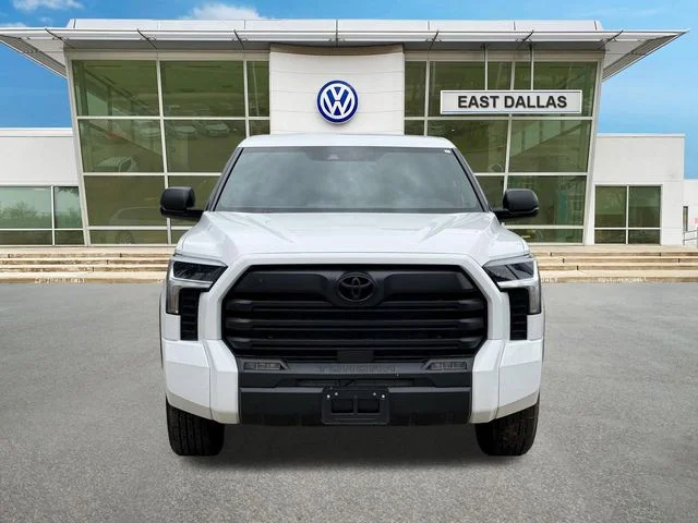 Used 2025 White Toyota SR5 image 5
