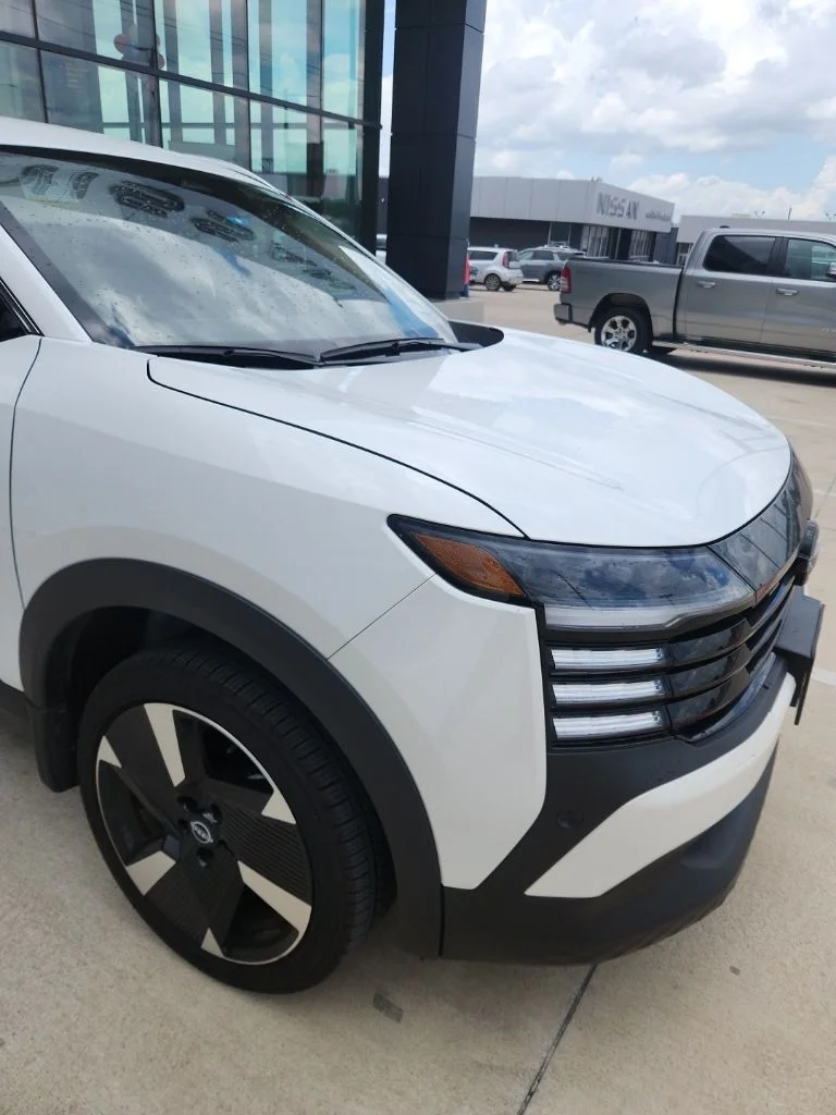 2025 Nissan Kicks 2.0 SR's photo