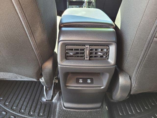 Used 2025  Honda Sport image 17
