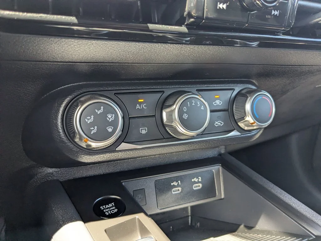Used 2025 Canyon Bronze Metallic Nissan SV image 18