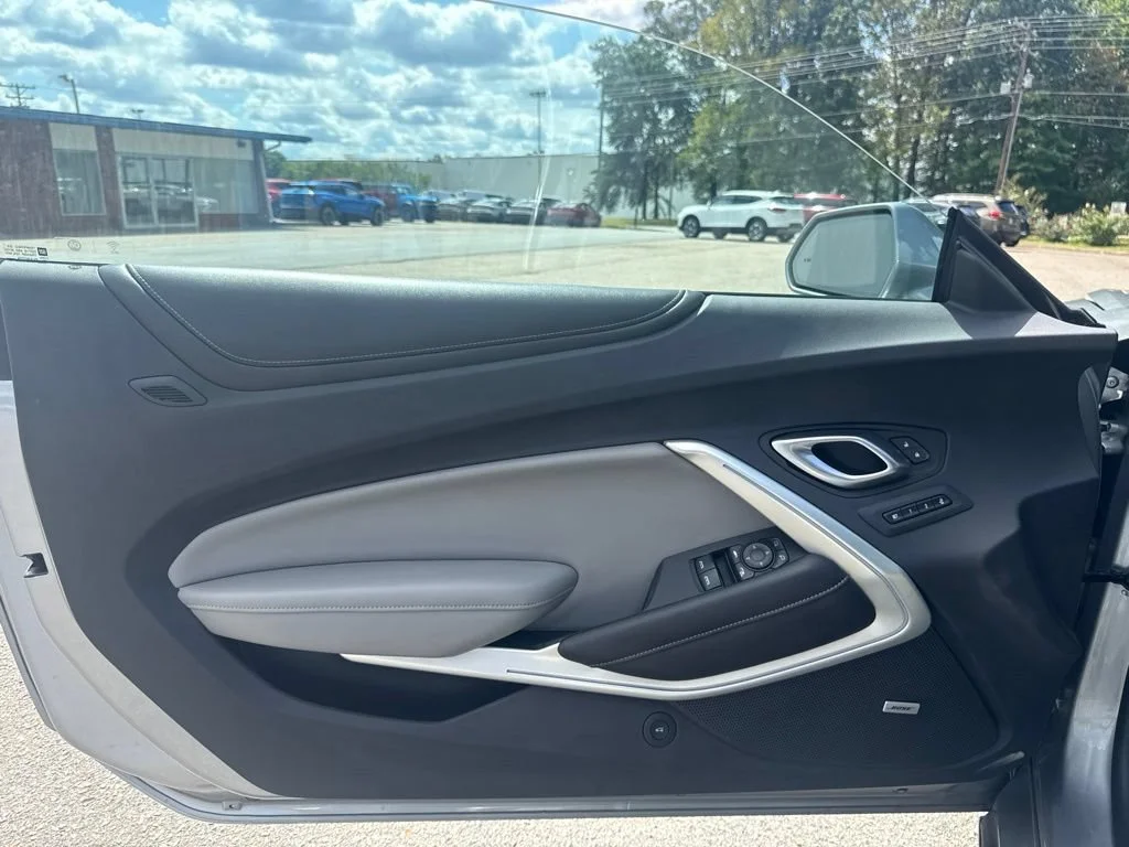 Used 2024 Sharkskin Metallic Chevrolet 3LT image 26