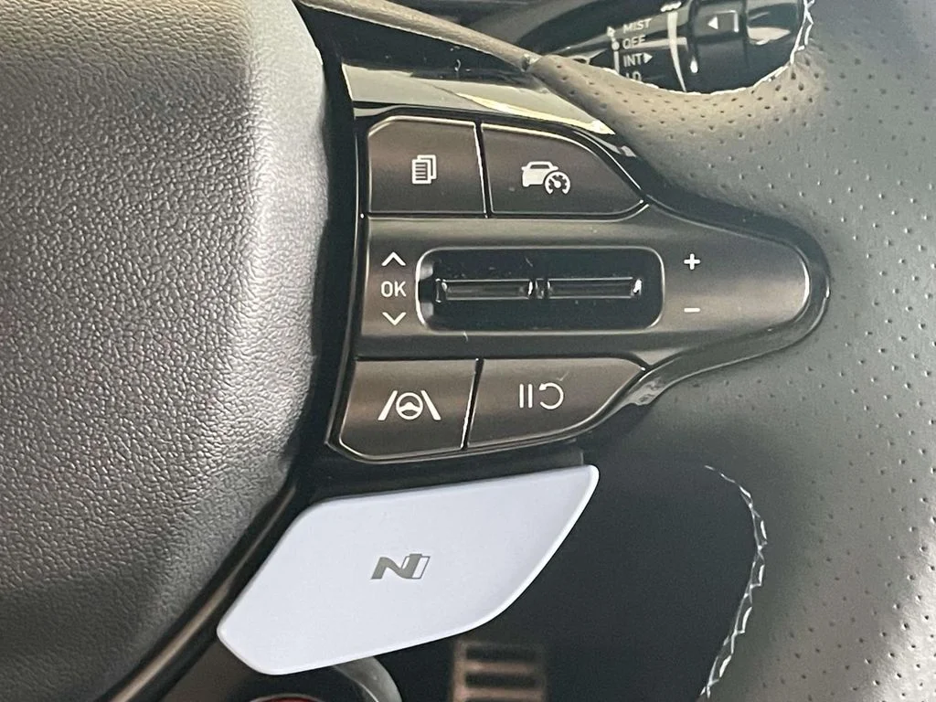 New 2026 White Hyundai Base image 21