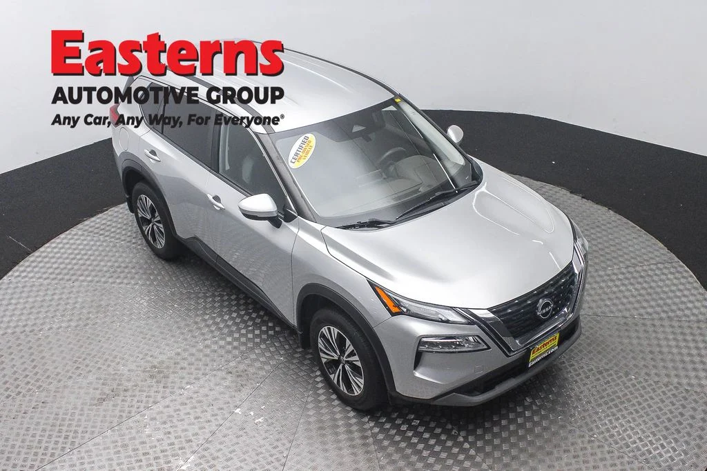 Used 2023 Silver Nissan SV image 62