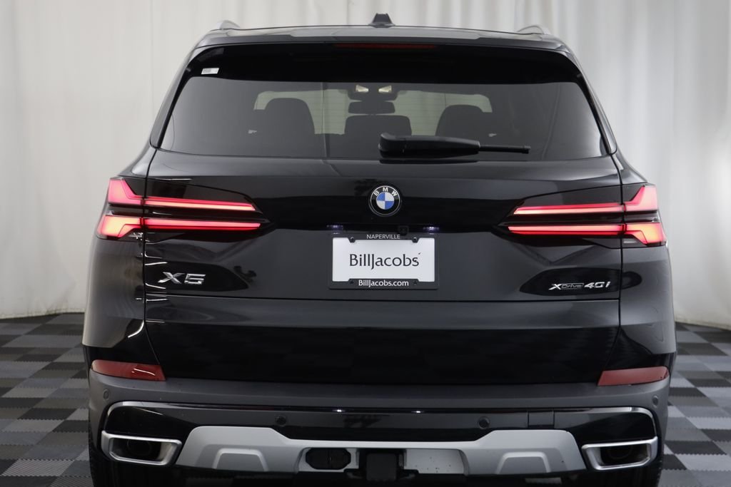 New 2026 Black Sapphire Metallic BMW xDrive40i image 16