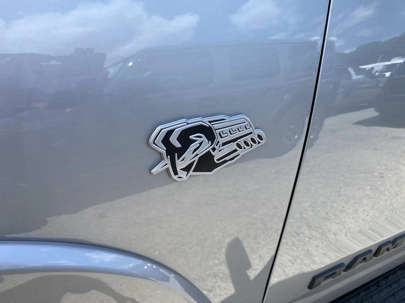 New 2026 Silver Zynith Exterior Paint Ram Laramie image 17