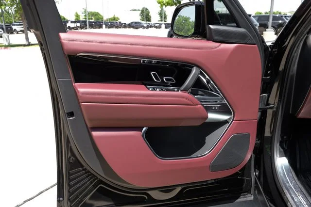 New 2026 Black Land Rover SE image 50