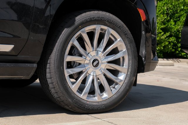 Used 2022 Black Cadillac Premium image 78