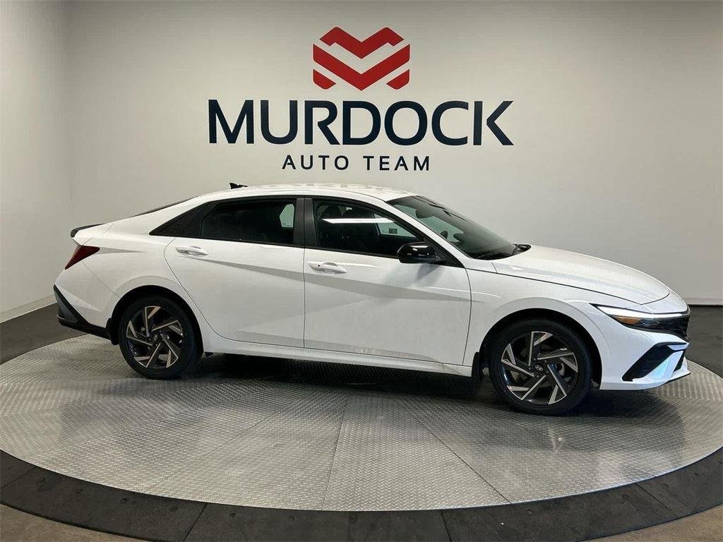 New 2025 Serenity White Hyundai SEL Sport image 19