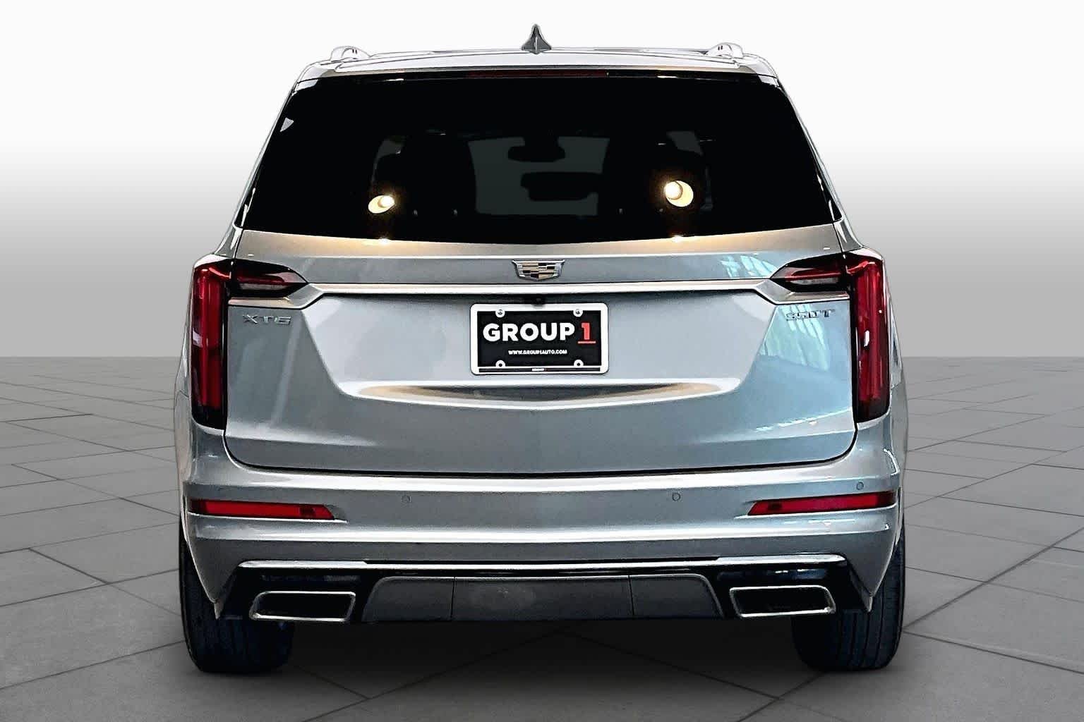 Pre-Owned 2023 Cadillac XT6 FWD Luxury