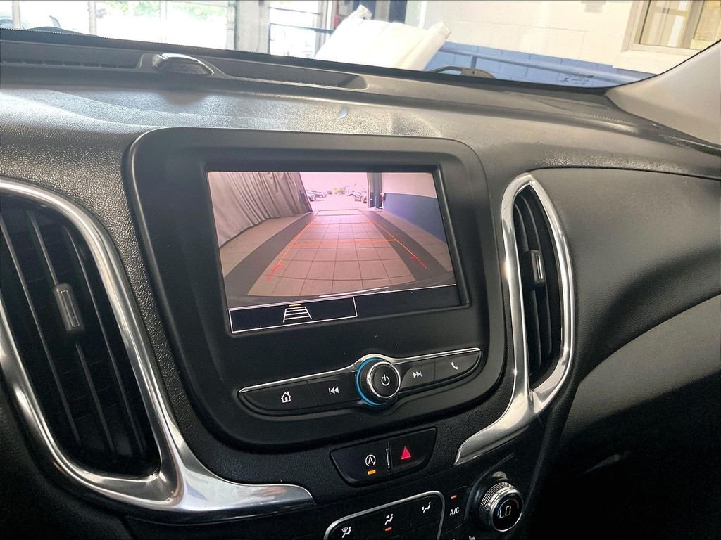 Used 2023 Gray Chevrolet LT image 19