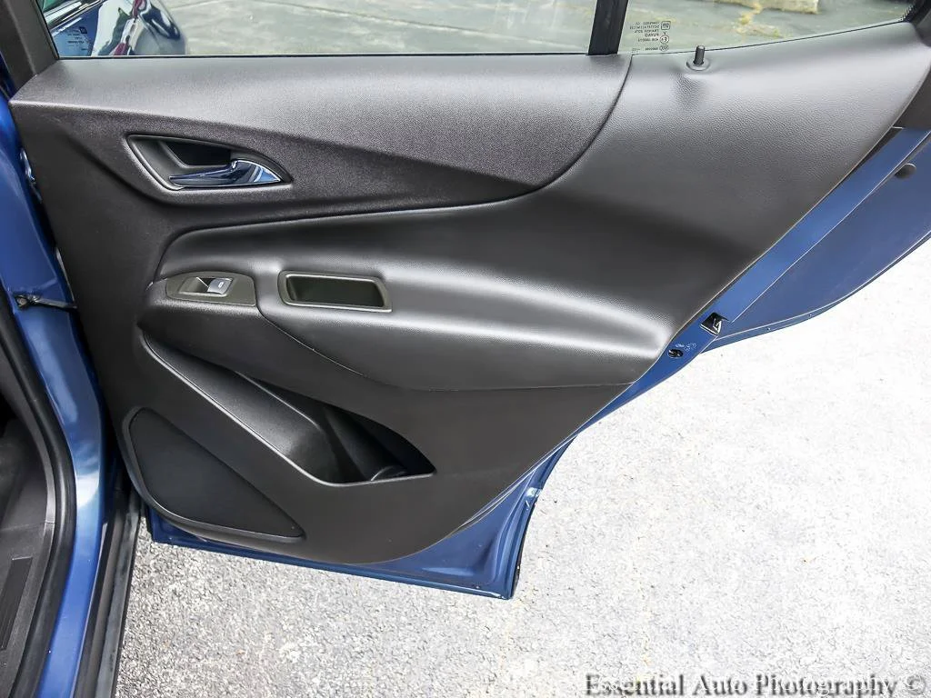 Used 2024 Lakeshore Blue Metallic Chevrolet LT image 24