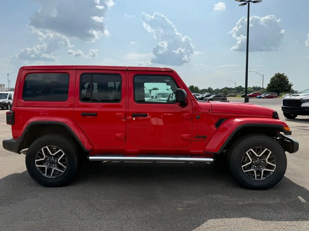 Used 2025 Red Jeep Sahara image 9