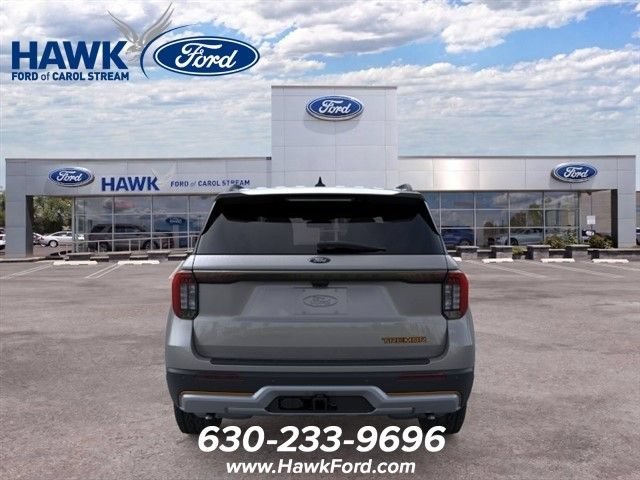 New 2026 Carbonized Gray Metallic Ford Tremor® image 5