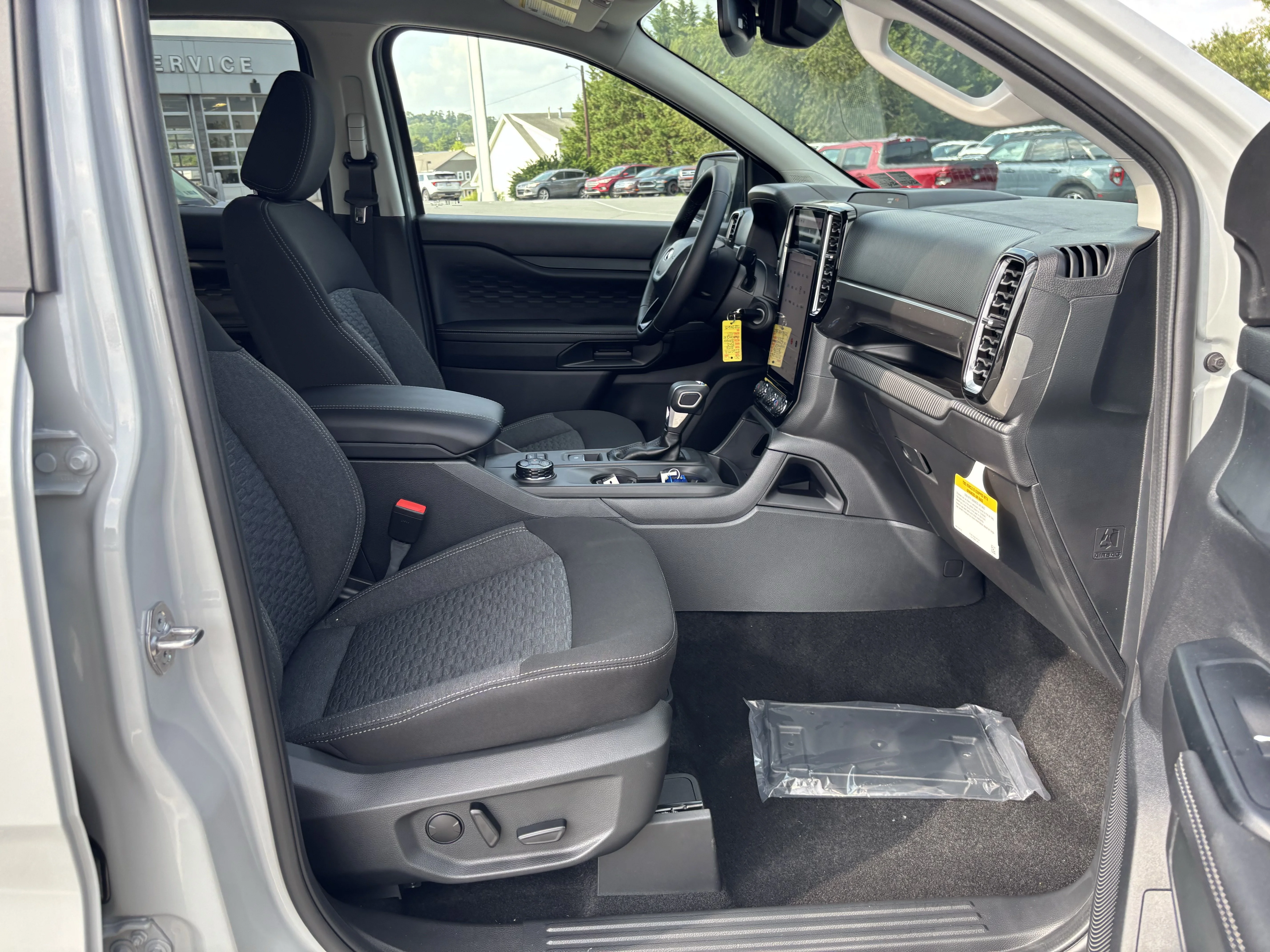 New 2026 Avalanche Ford XLT image 31