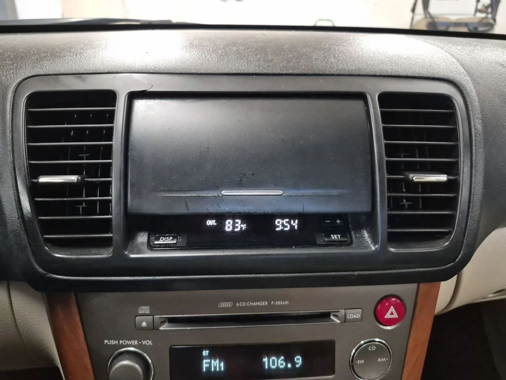 Used 2006 Green Subaru 3.0R image 32