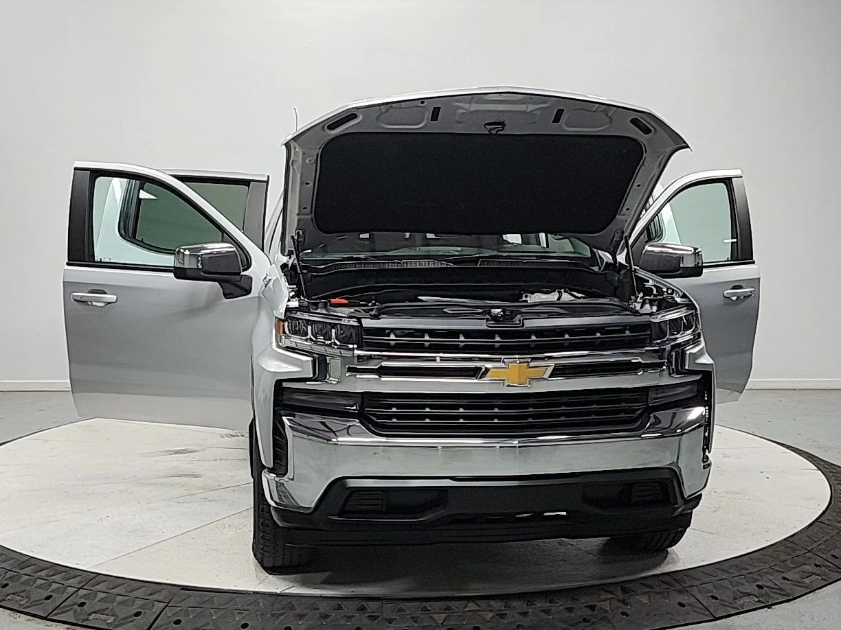Used 2019 Silver Chevrolet LT image 10
