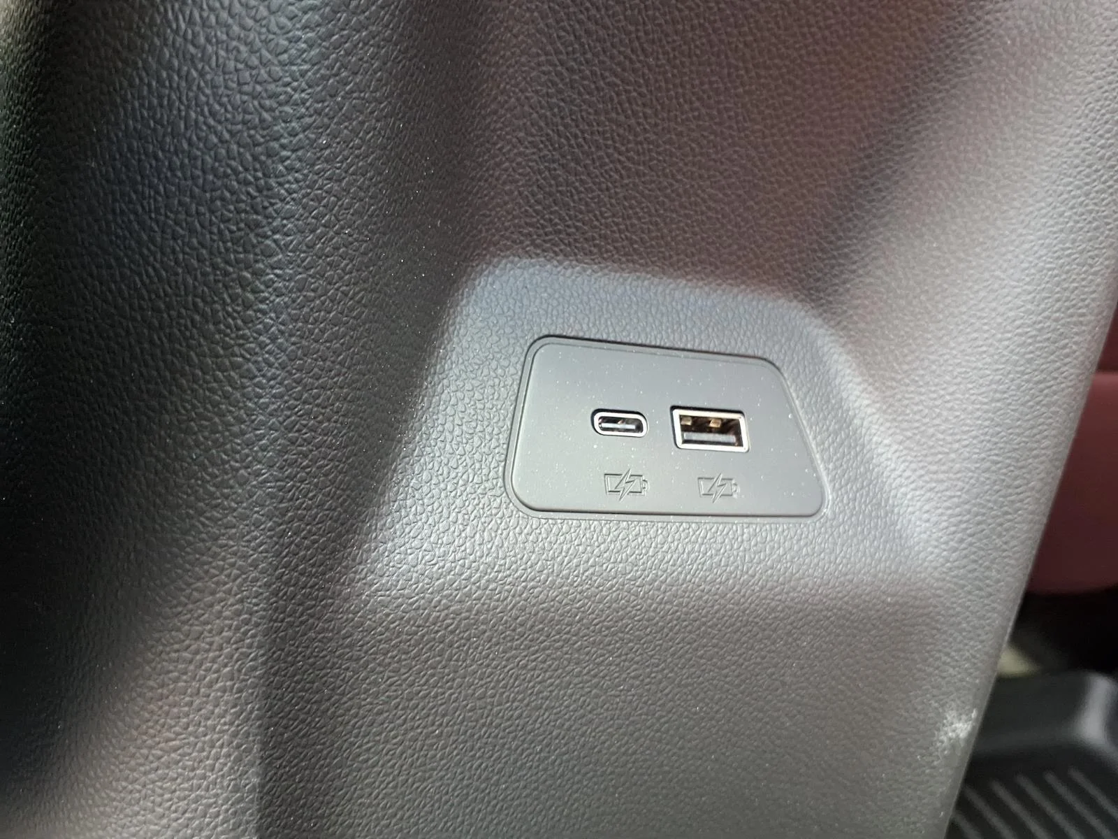 Used 2024 Summit White Buick Sport Touring image 25