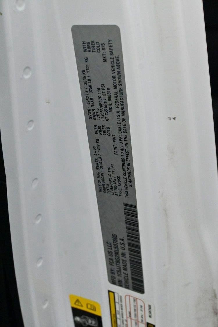 Used 2021 Bright White Clearcoat Jeep Rubicon image 35