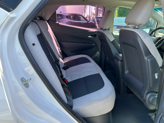 Used 2020 White Chevrolet LT image 38
