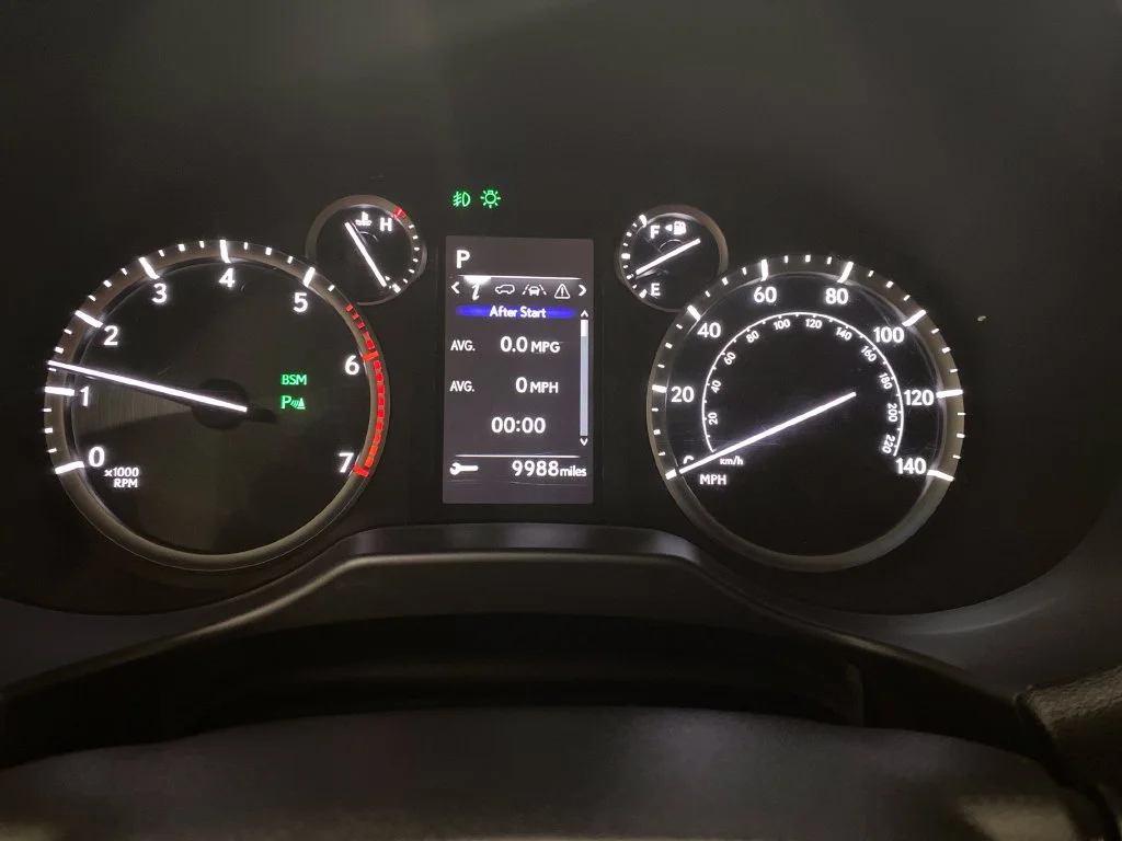Used 2022  Lexus 460 image 19