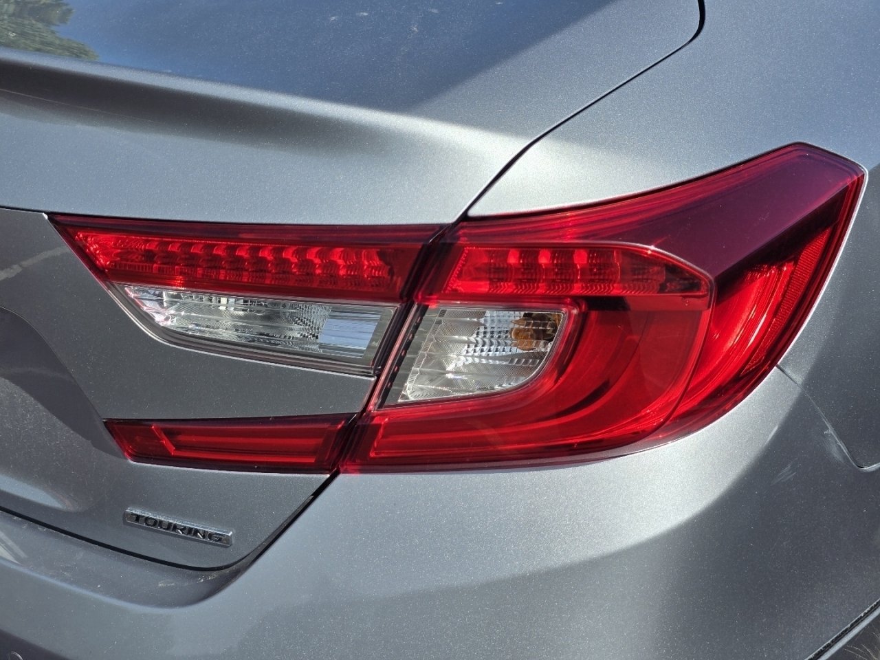 Used 2018  Honda Touring image 9