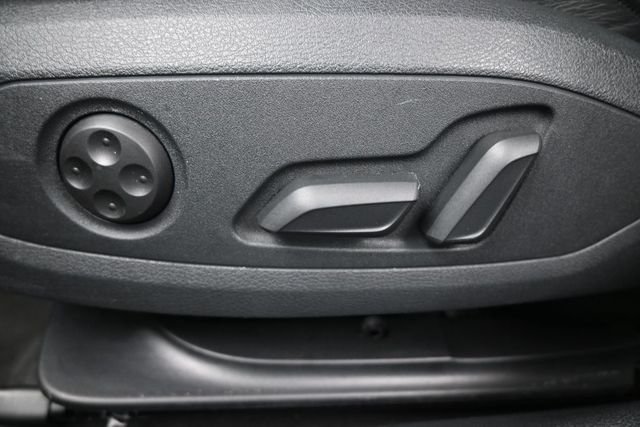 Used 2024  Audi 45 S line Premium Plus image 31